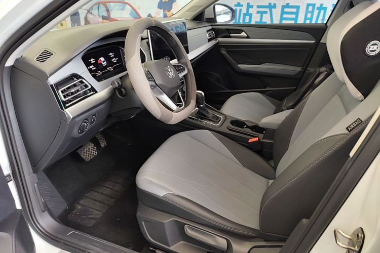 Volkswagen Lavida 2024 car image #15