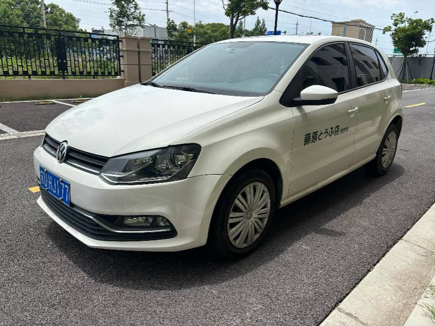 Volkswagen Polo 2017 car image 