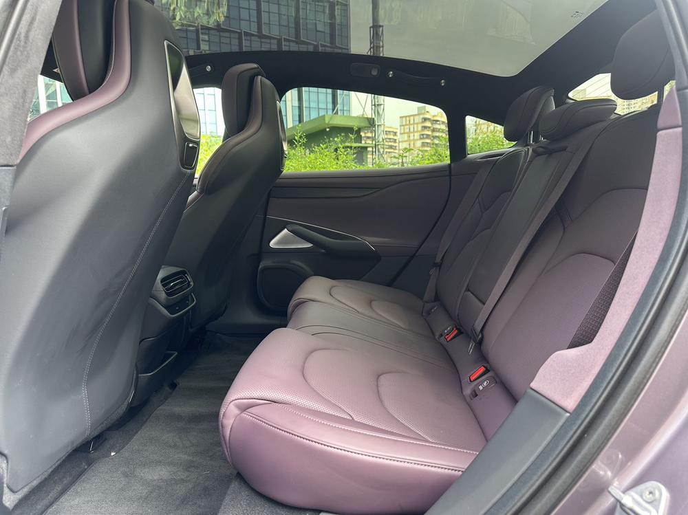 MI SU7 2025 car image #15