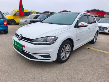 Volkswagen Golf 2018 car image 