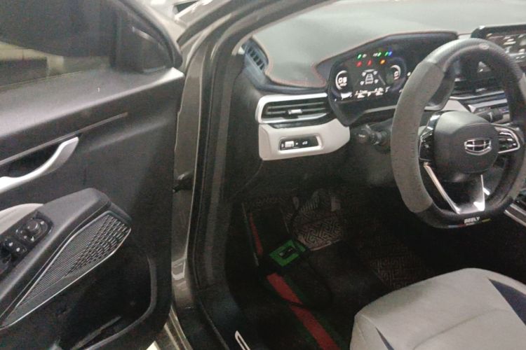 GEELY Emgrand 2022 #16 GEELY Emgrand 2022 car image #16