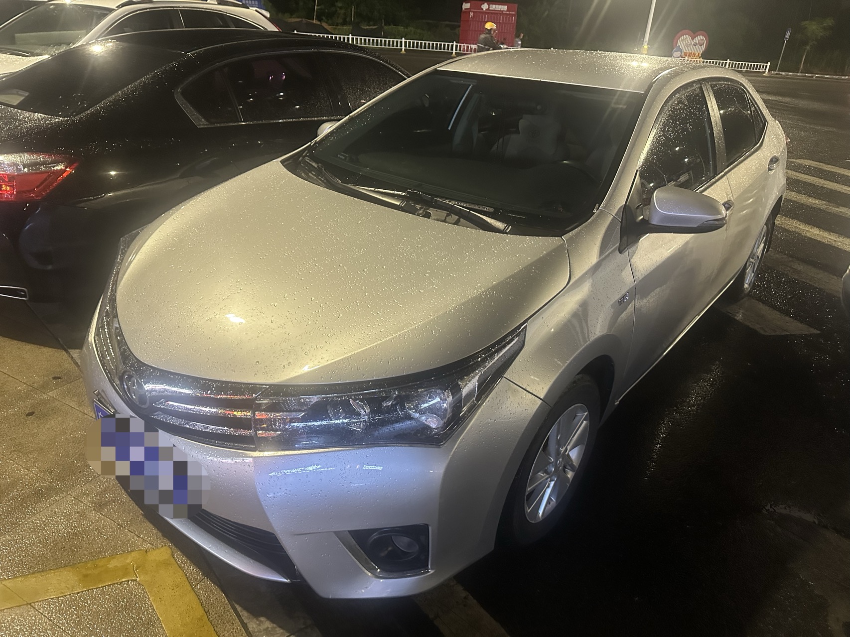 Toyota Corolla 2015 Toyota Corolla 2015 car image