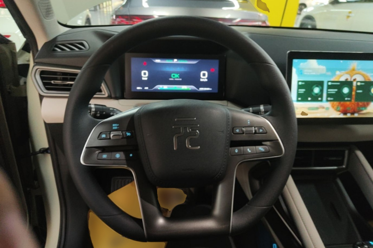 BYD YuanUP 2024 car image #11