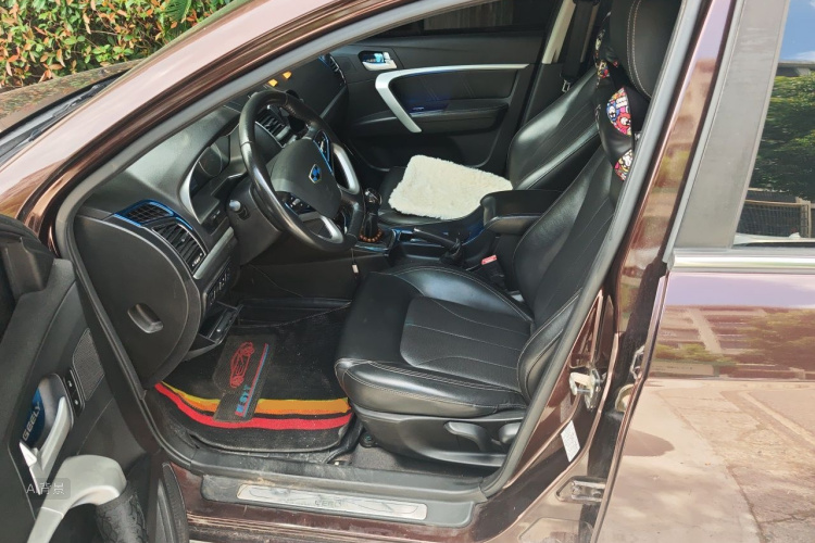 GEELY Emgrand 2016 car image #17