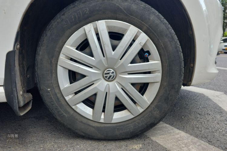 Volkswagen Polo 2015 #9 Volkswagen Polo 2015 car image #9