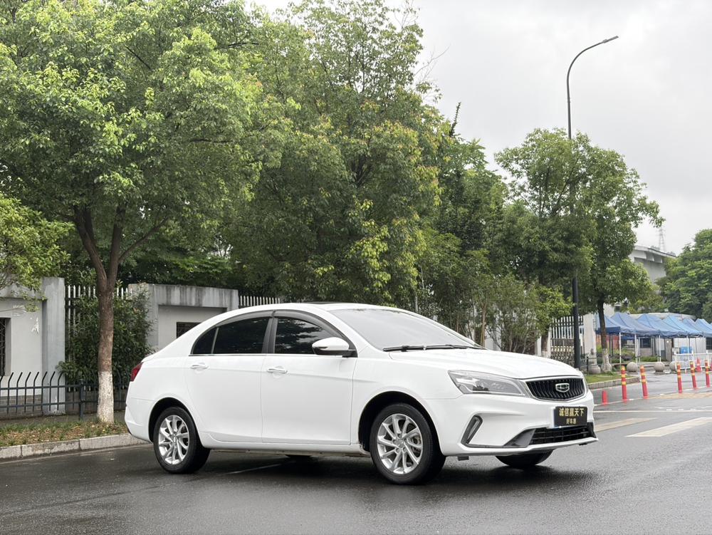 GEELY Emgrand 2021 #3 GEELY Emgrand 2021 car image #3