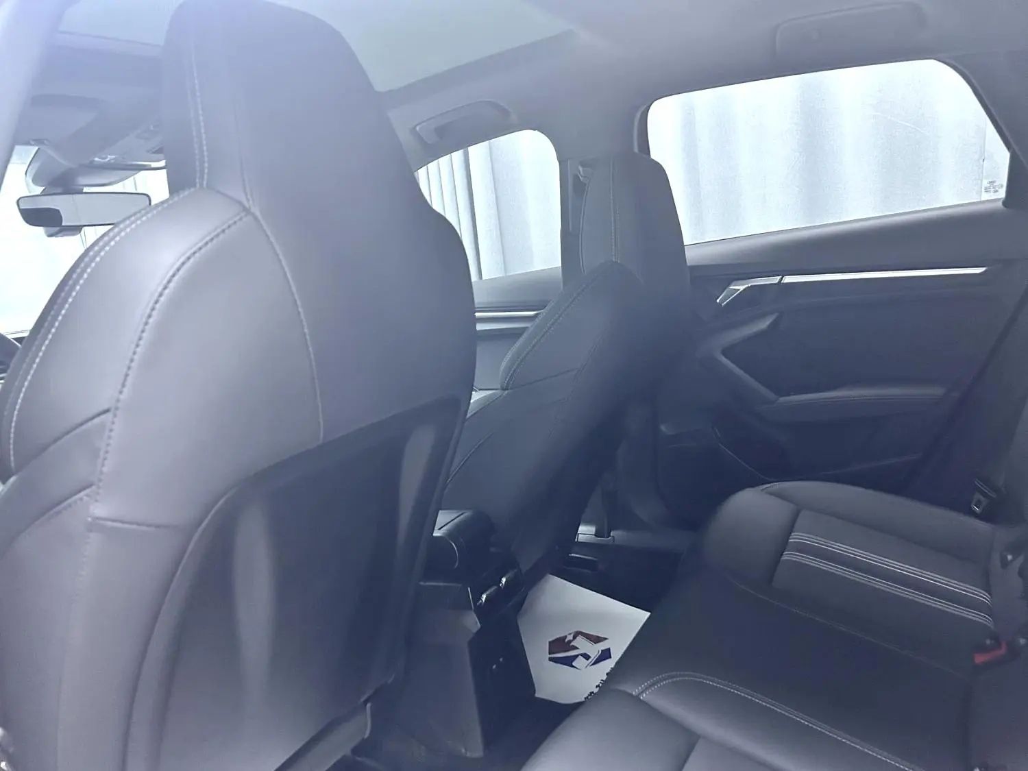 2023 #10 2023 immagine di auto #10