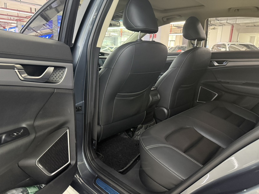 GEELY Emgrand GL 2017 imagem de carro #4