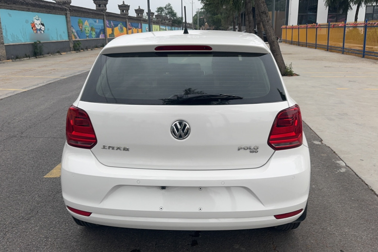 Volkswagen Polo 2017 car image #6