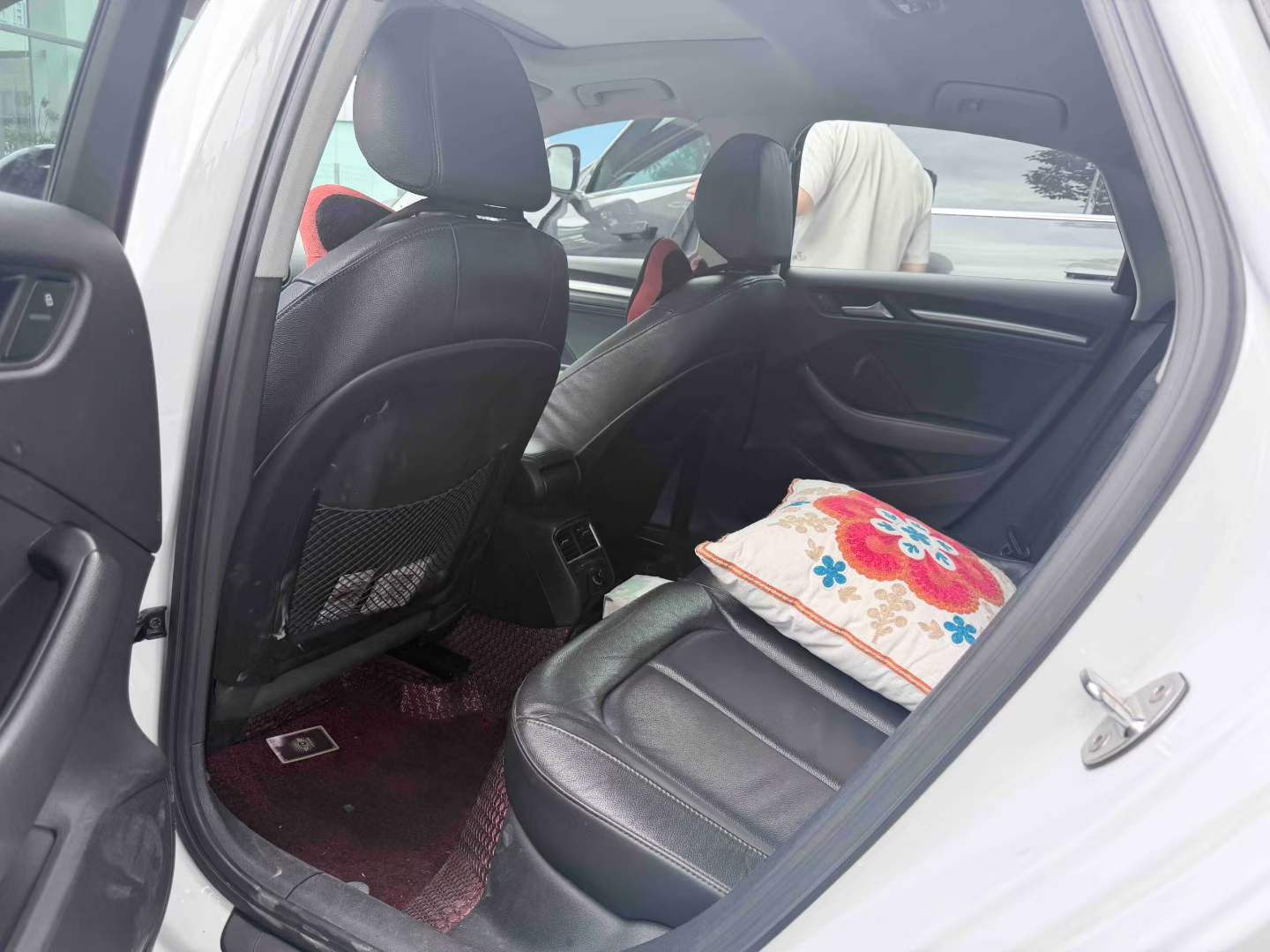 Audi A3 2015 car image #6