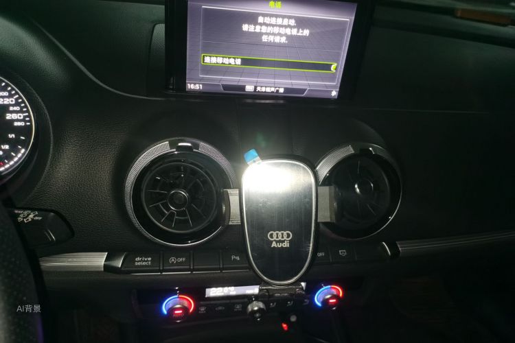 Audi A3 2019 car image #15