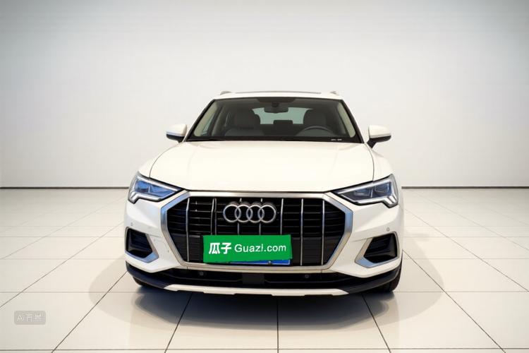 Audi Q3 2021 car image #3