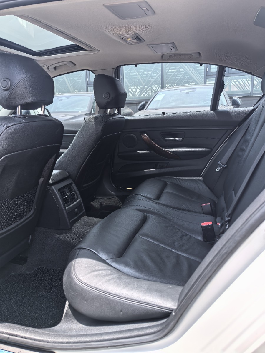 BMW 3 Series 2013 #6 BMW 3 Series 2013 car image #6