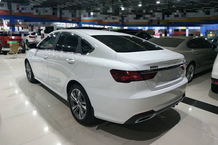 GEELY Binray 2019 car image #5
