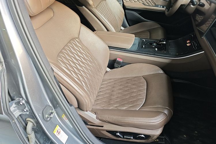 BYD Han 2022 immagine di auto #24