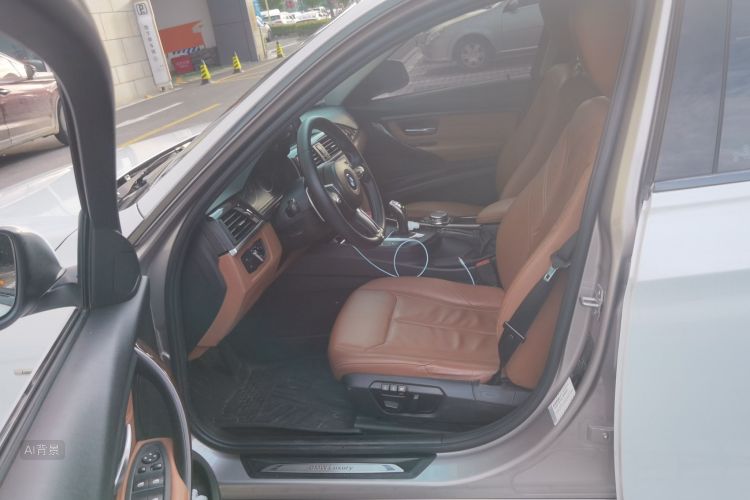 BMW 3 Series 2015 car image #17