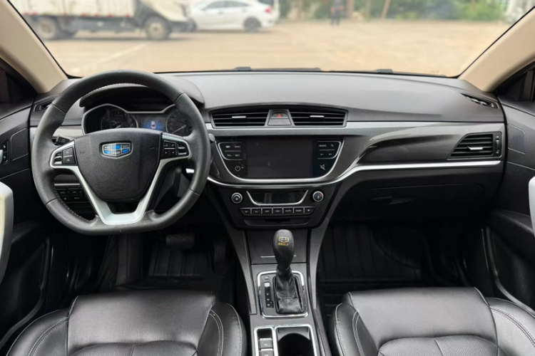 GEELY Emgrand 2017 #9 GEELY Emgrand 2017 image de voiture #9