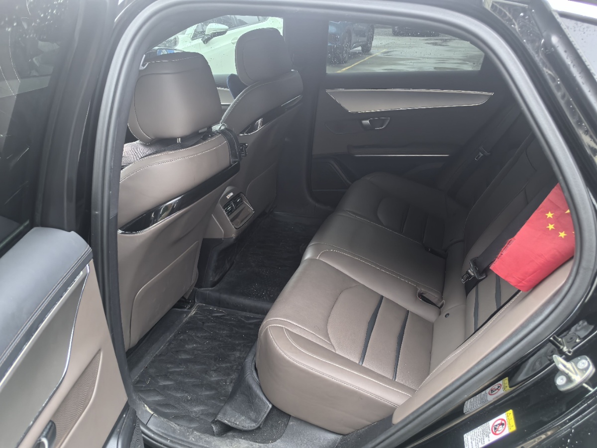 BYD Han 2022 car image #4
