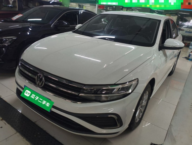 Volkswagen Bora 2023 immagine di auto 