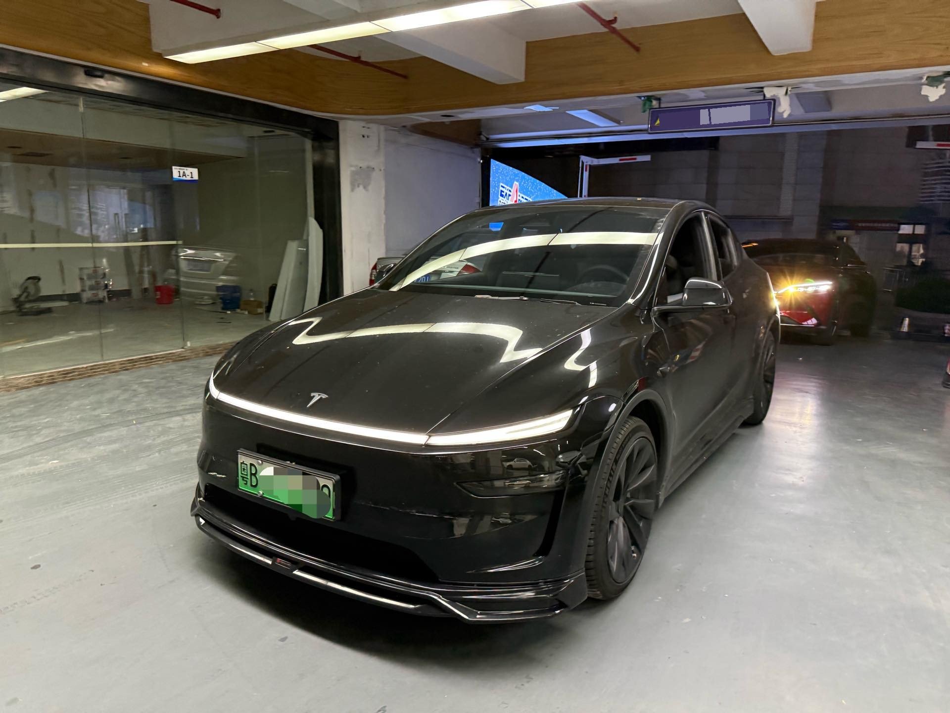 Tesla Model Y 2026 car image 