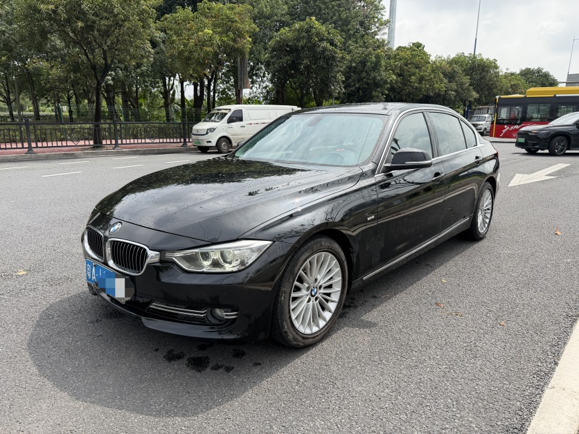 BMW 3 Series 2014 BMW 3 Series 2014 car image
