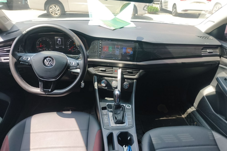Volkswagen Bora 2019 car image #11