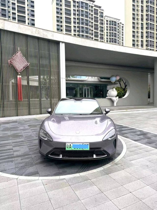 MI SU7 2024 imagen de coche #2