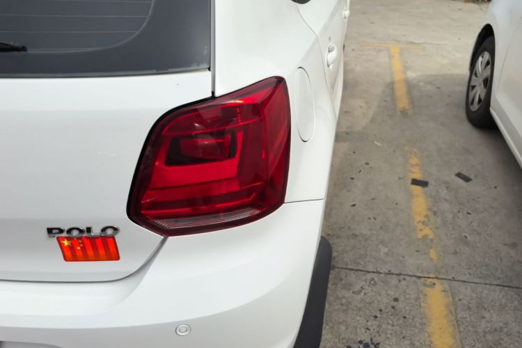 Volkswagen Polo 2017 #8 Volkswagen Polo 2017 car image #8