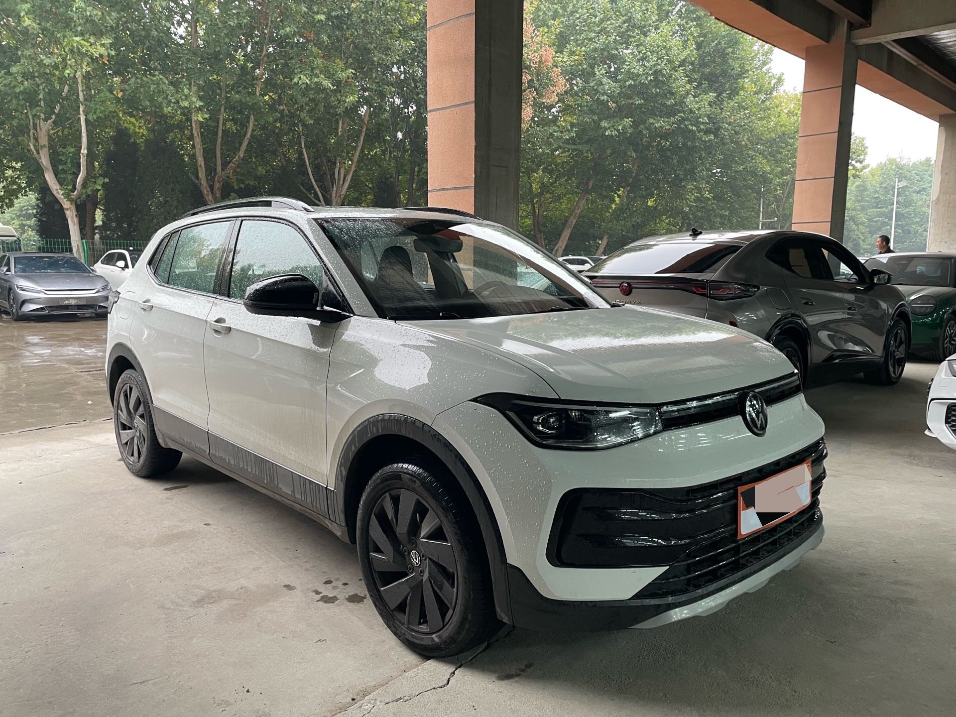 Volkswagen Tharu 2025 #3 Volkswagen Tharu 2025 car image #3