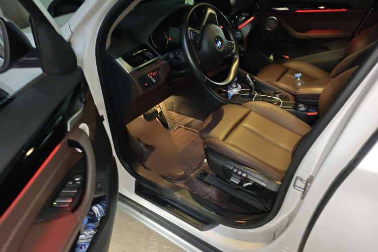 BMW X1 2022 car image #13