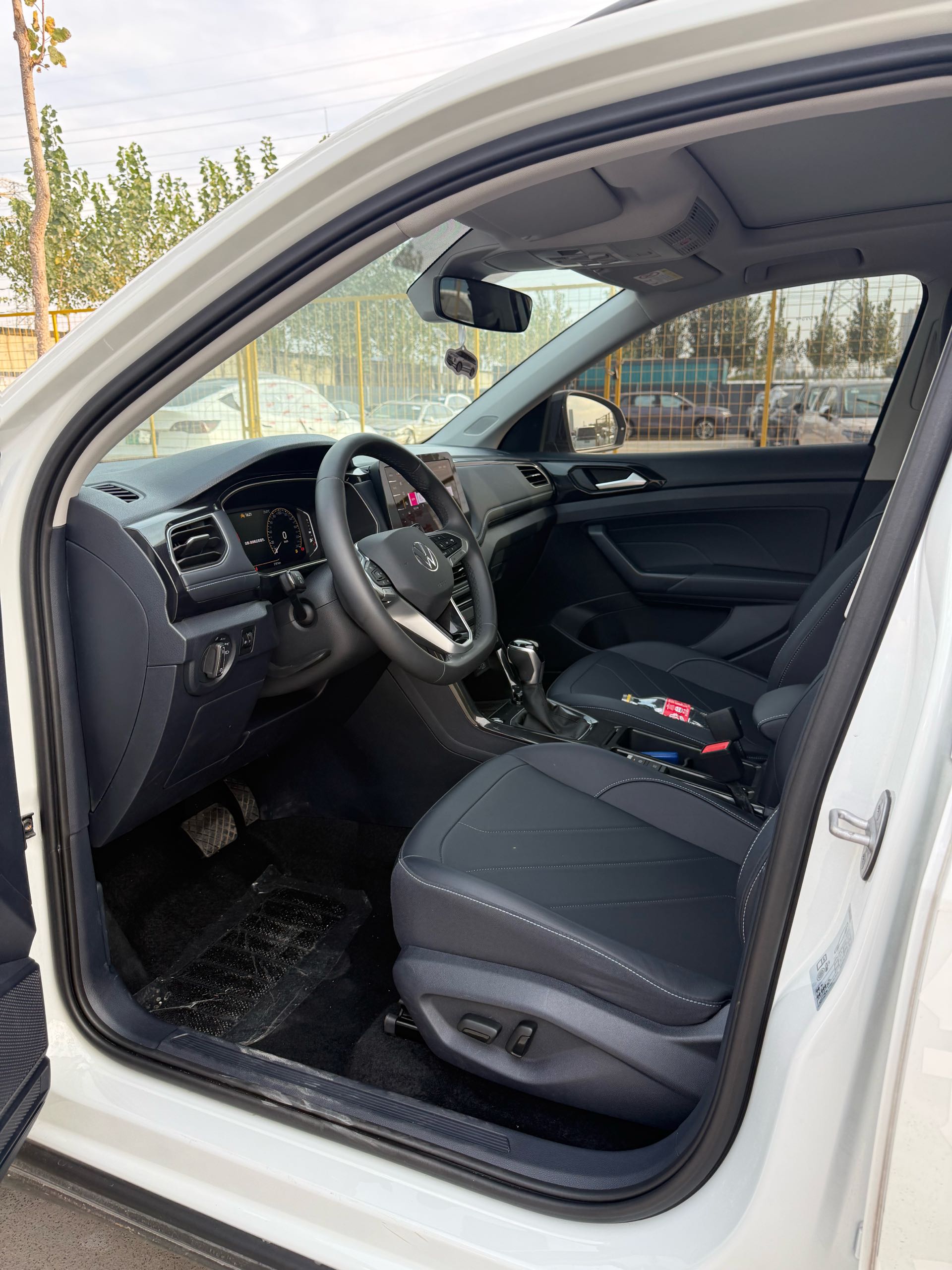 Volkswagen Tharu 2025 #4 Volkswagen Tharu 2025 صورة سيارة #4