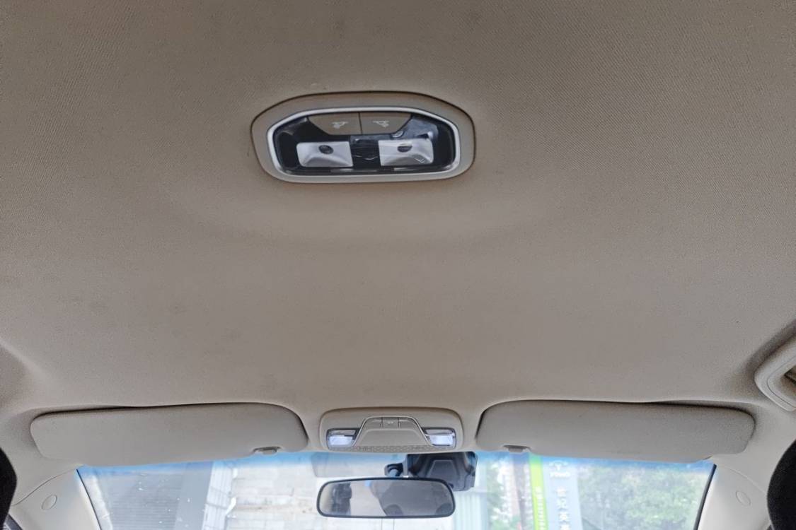 GEELY Emgrand 2018 #20 GEELY Emgrand 2018 car image #20