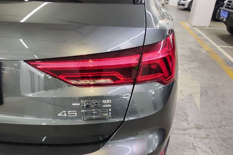 Audi Q3 2021 #8 Audi Q3 2021 car image #8