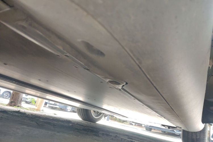 Tesla Model Y 2023 car image #26