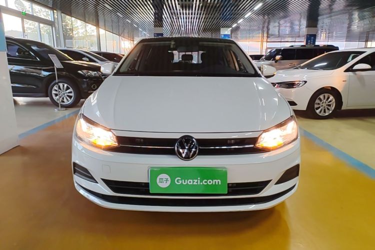 Volkswagen Polo 2021 صورة سيارة #3
