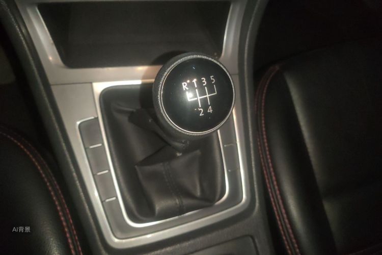 Volkswagen Golf 2015 car image #16