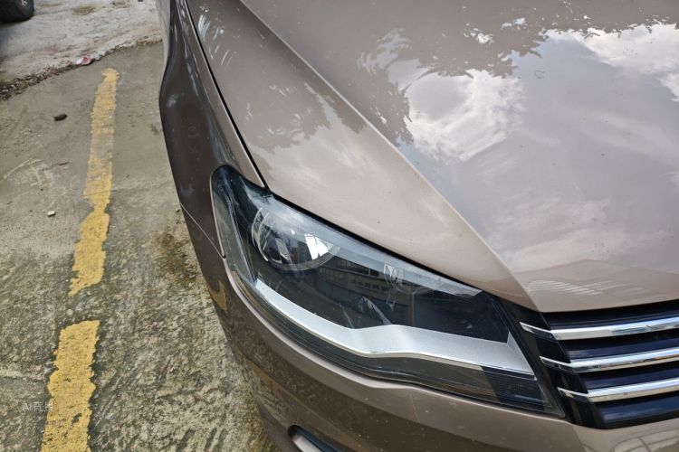 Volkswagen Bora 2015 car image #8