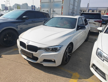 BMW 3 Series 2018 изображение автомобиля 