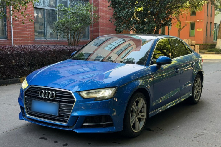 Audi A3 2019 #3 Audi A3 2019 car image #3