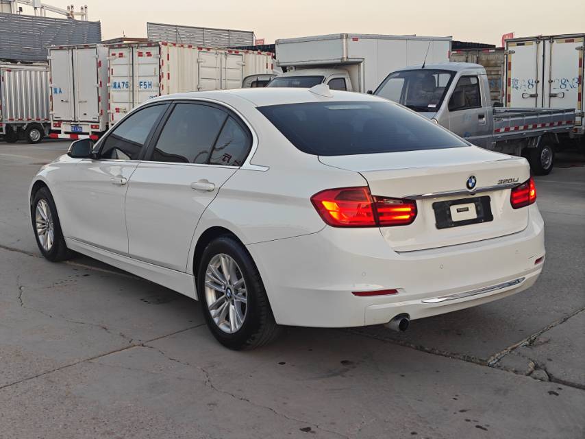 BMW 3 Series 2015 #4 BMW 3 Series 2015 car image #4