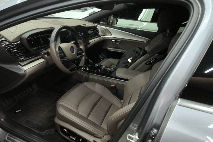 BYD Han 2022 car image #15