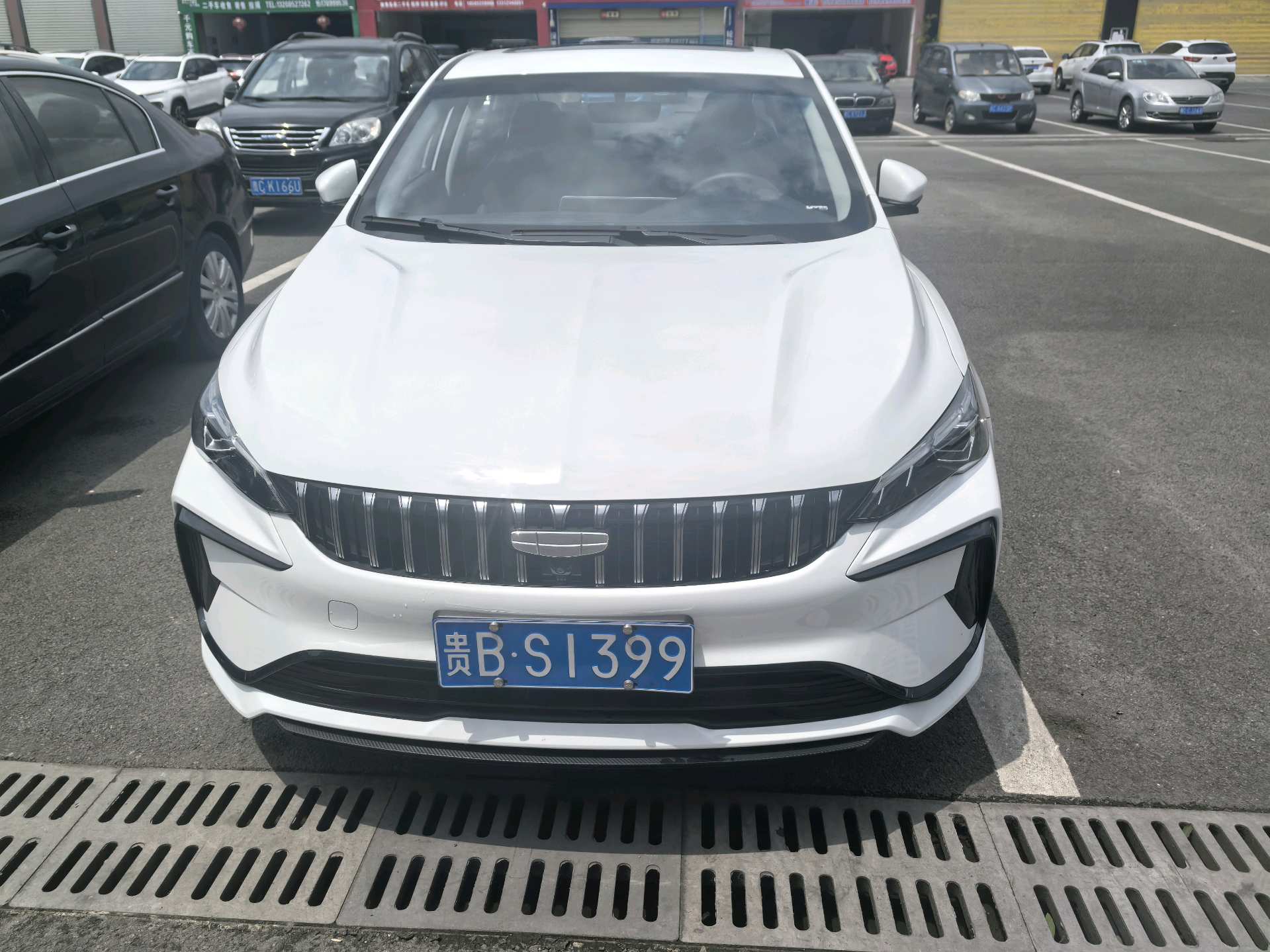 GEELY Emgrand 2025 imagen de coche #2