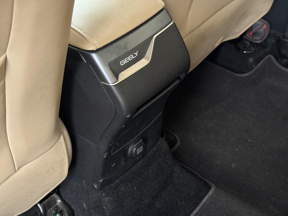 GEELY Emgrand 2018 #22 GEELY Emgrand 2018 car image #22