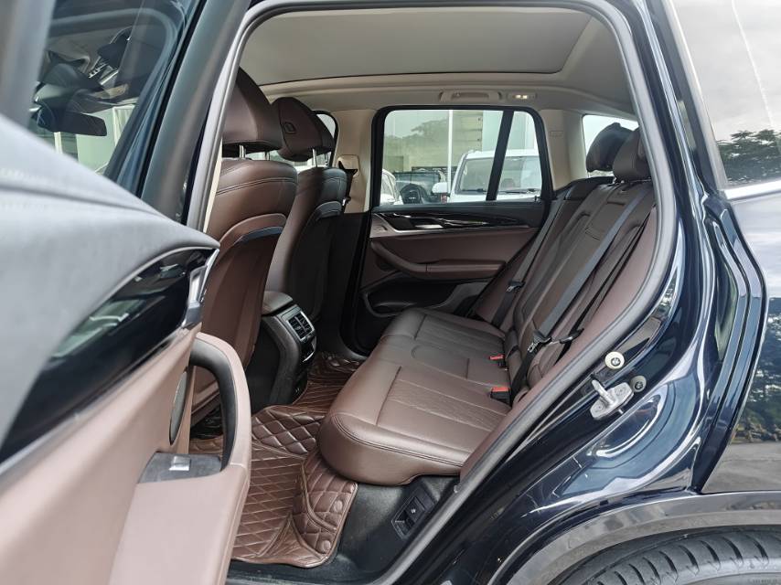BMW iX3 2023 #6 BMW iX3 2023 изображение автомобиля #6