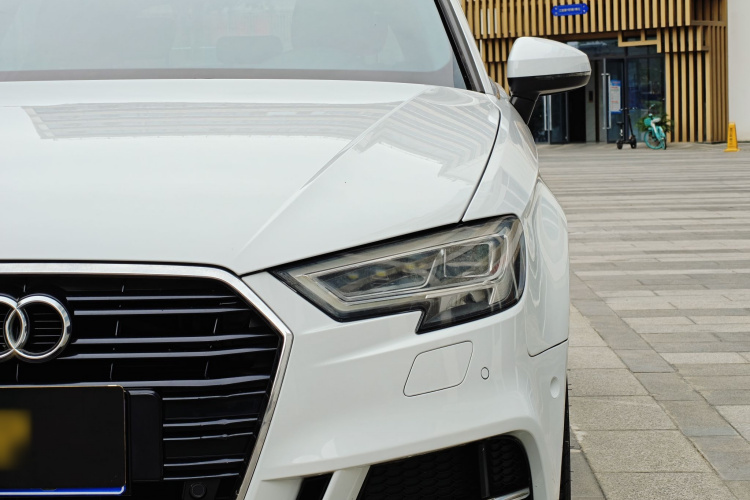 Audi A3 2017 car image #5