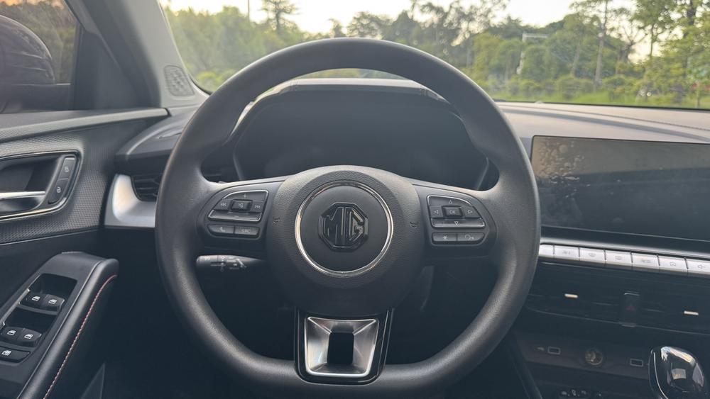 MG 5 2022 car image #22