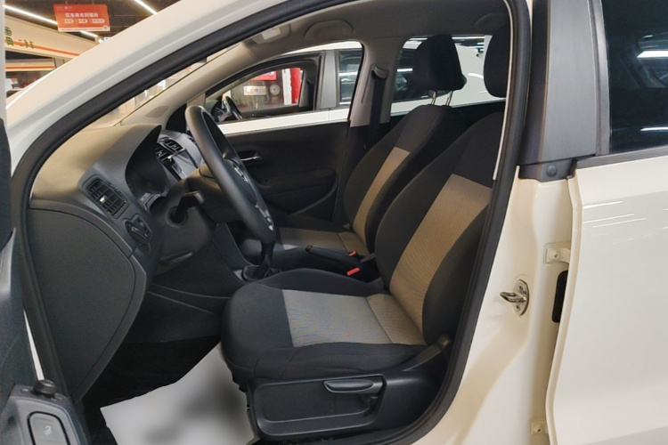 Volkswagen Polo 2018 #15 Volkswagen Polo 2018 car image #15