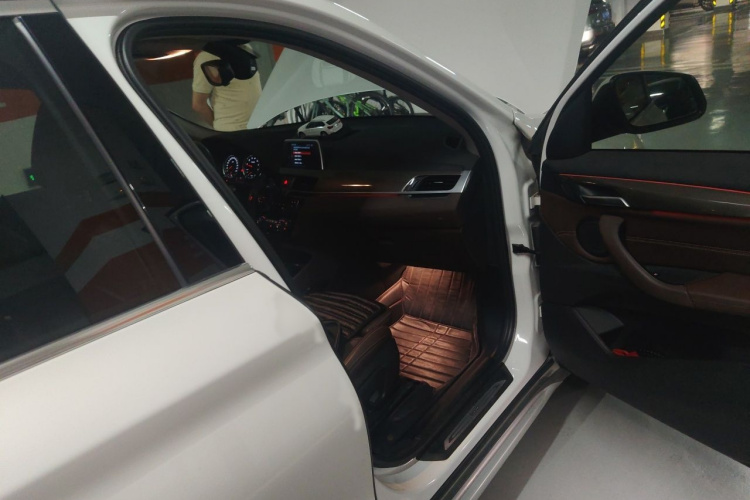 BMW X1 2019 #27 BMW X1 2019 car image #27