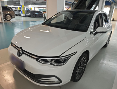 Volkswagen Golf 2023 car image 