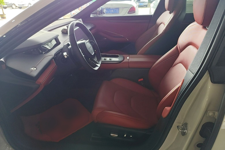MI SU7 2024 car image #15